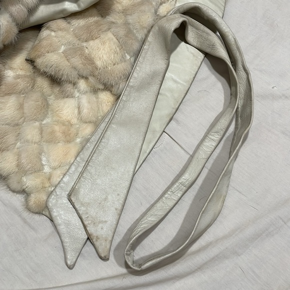 Vintage fur / leather coat with belt - Picture 6 of 6